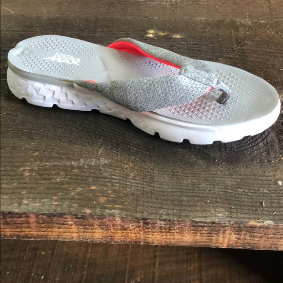 skechers reggae fest dory